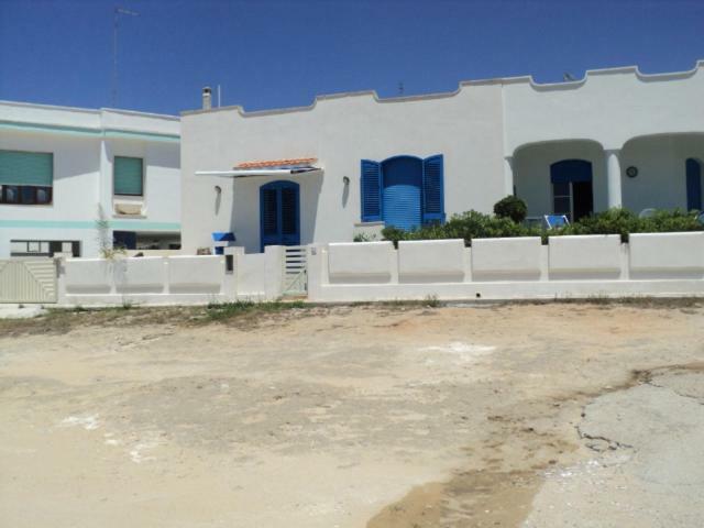 Вилла Casa Direttamente Sul Mare Марина-ди-Манкаверса Экстерьер фото