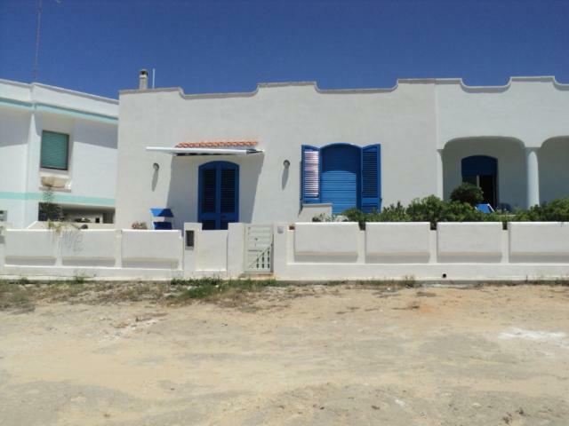 Вилла Casa Direttamente Sul Mare Марина-ди-Манкаверса Экстерьер фото